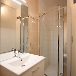 Διαμέρισμα T2 Avec Balcon Expose Ouest, Parking Prive, Au Mont-dore, Proche Centre Et Thermes - Fr-1-608-190 *